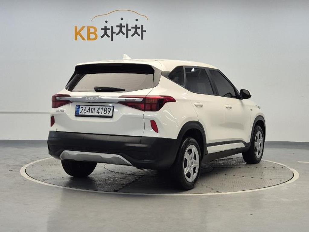 2022 KIA SELTOS 