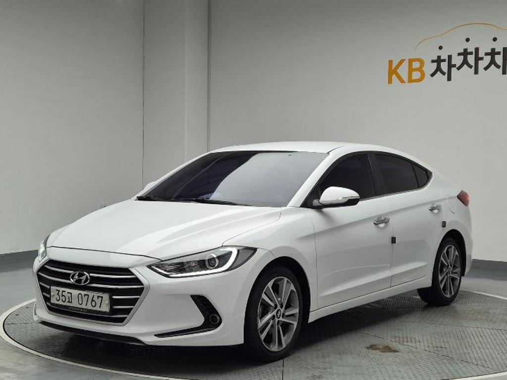 2017 HYUNDAI AVANTE AD 