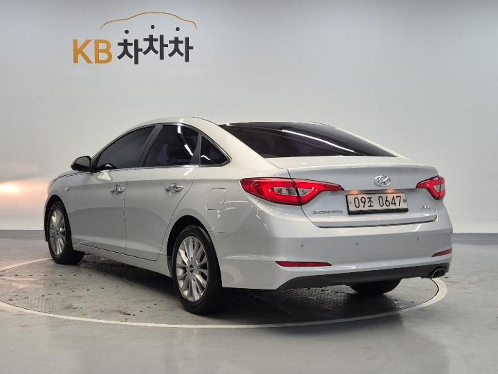 2016 HYUNDAI LF SONATA 