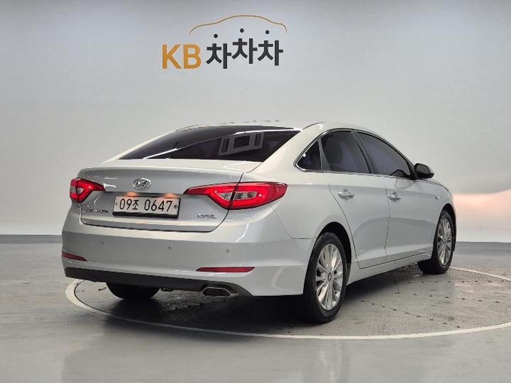 2016 HYUNDAI LF SONATA 