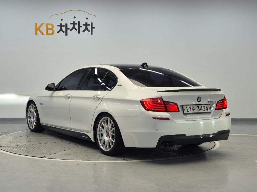 2016 BMW 5 SERIES (6Gen) 