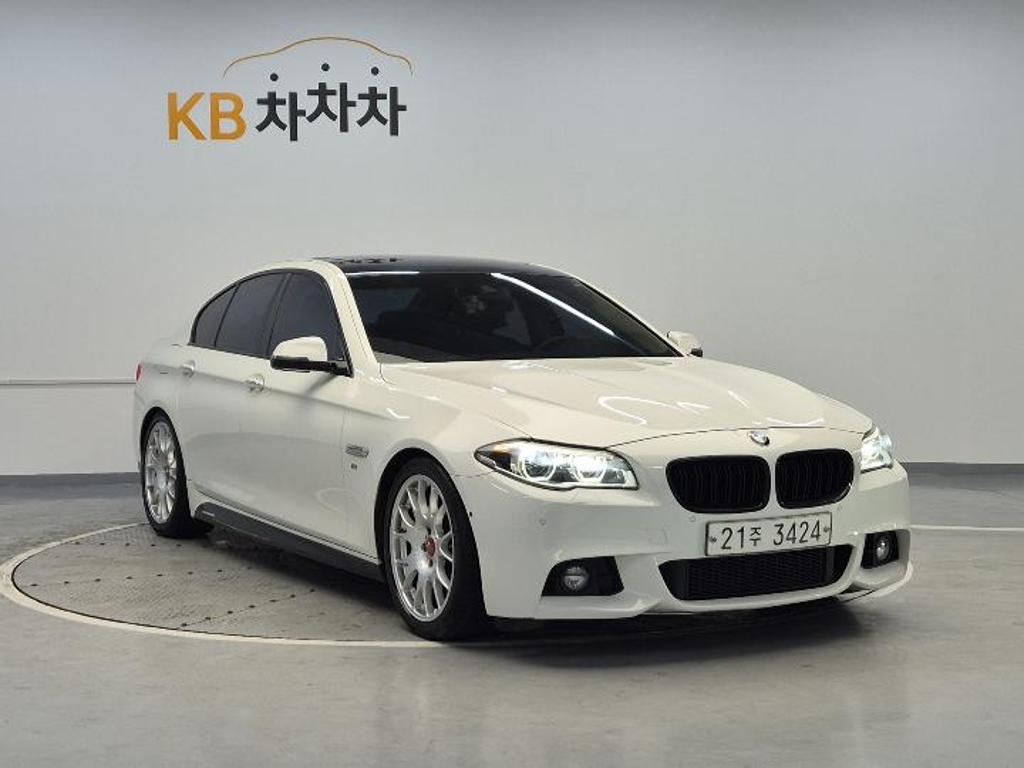 2016 BMW 5 SERIES (6Gen) 