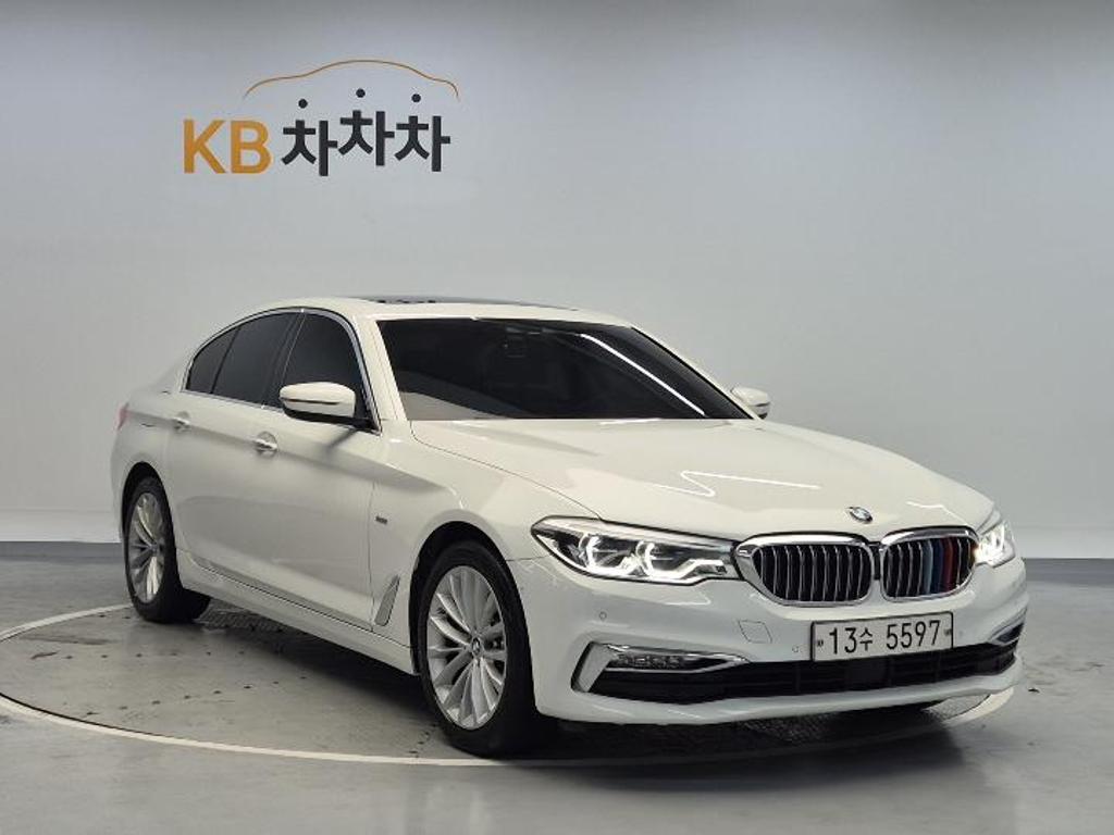 2018 BMW 5 SERIES (7Gen) 