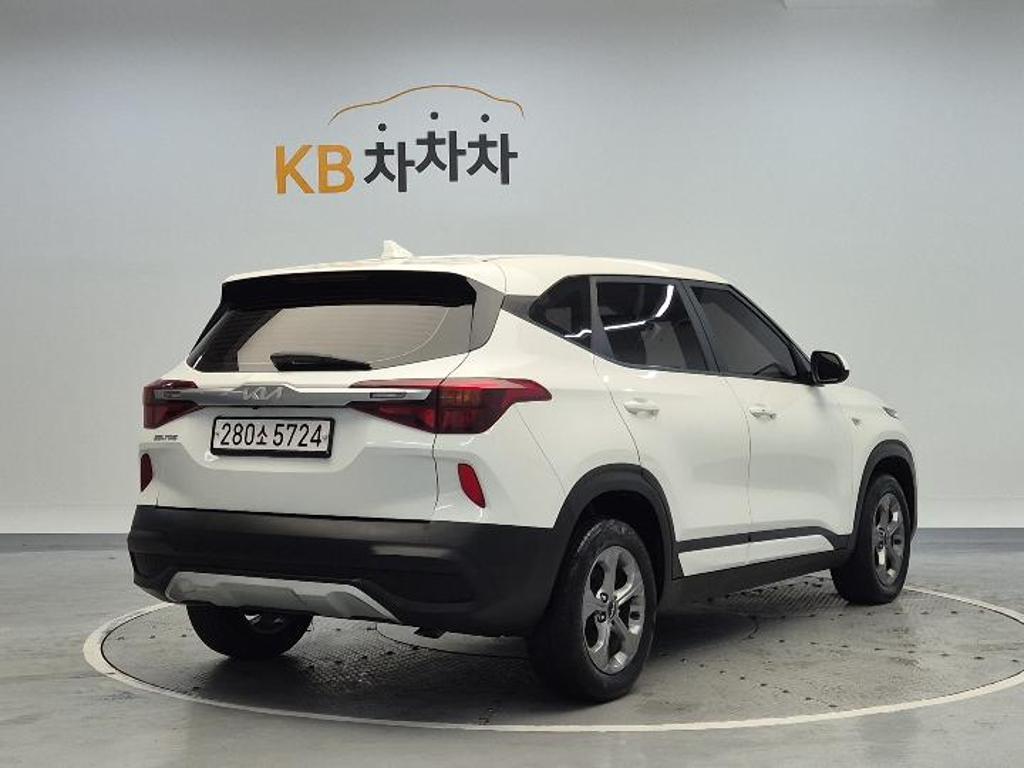2022 KIA SELTOS 