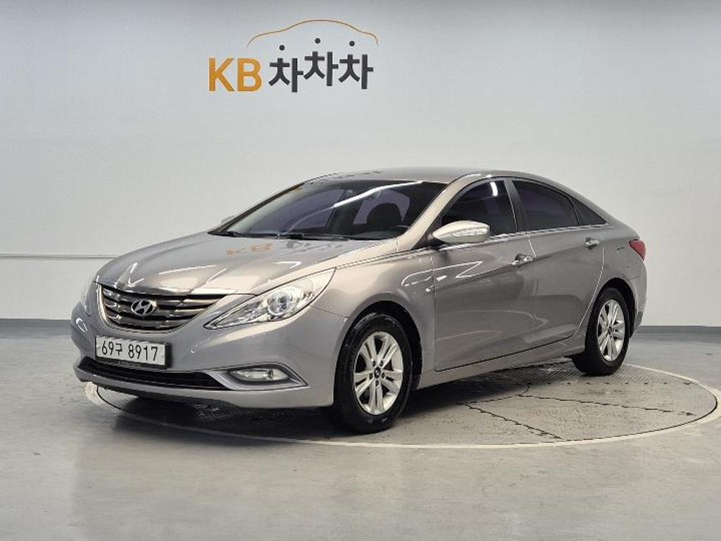 2010 HYUNDAI SONATA (YF) 