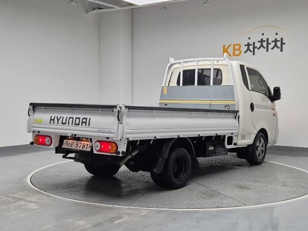 2018 HYUNDAI PORTER II 