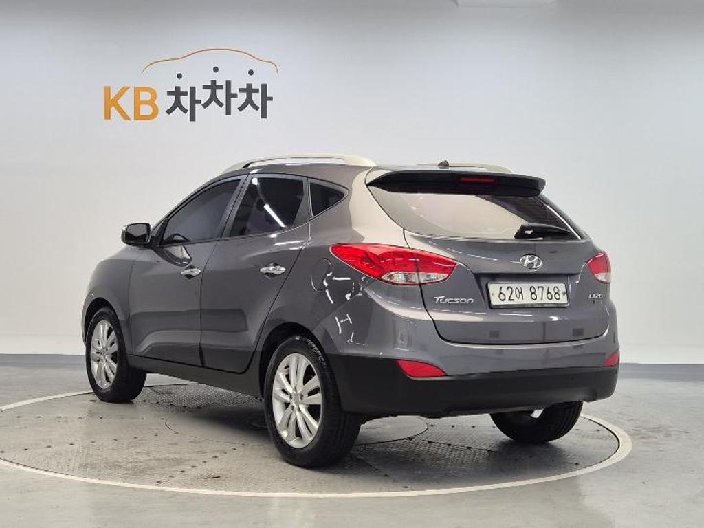 2010 HYUNDAI TUCSON ix 
