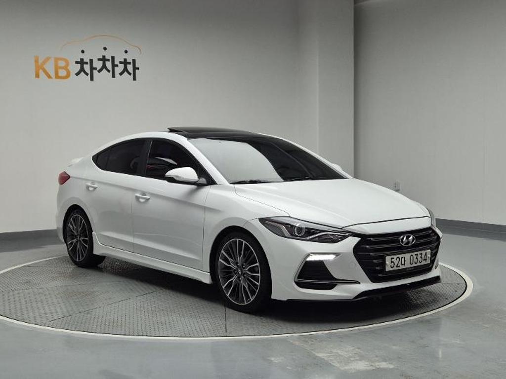 2017 HYUNDAI AVANTE AD 