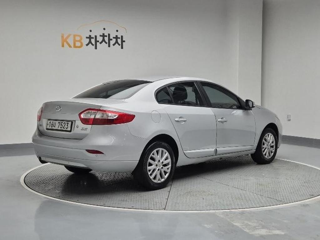 2014 RENAULT KOREA NEW SM3 