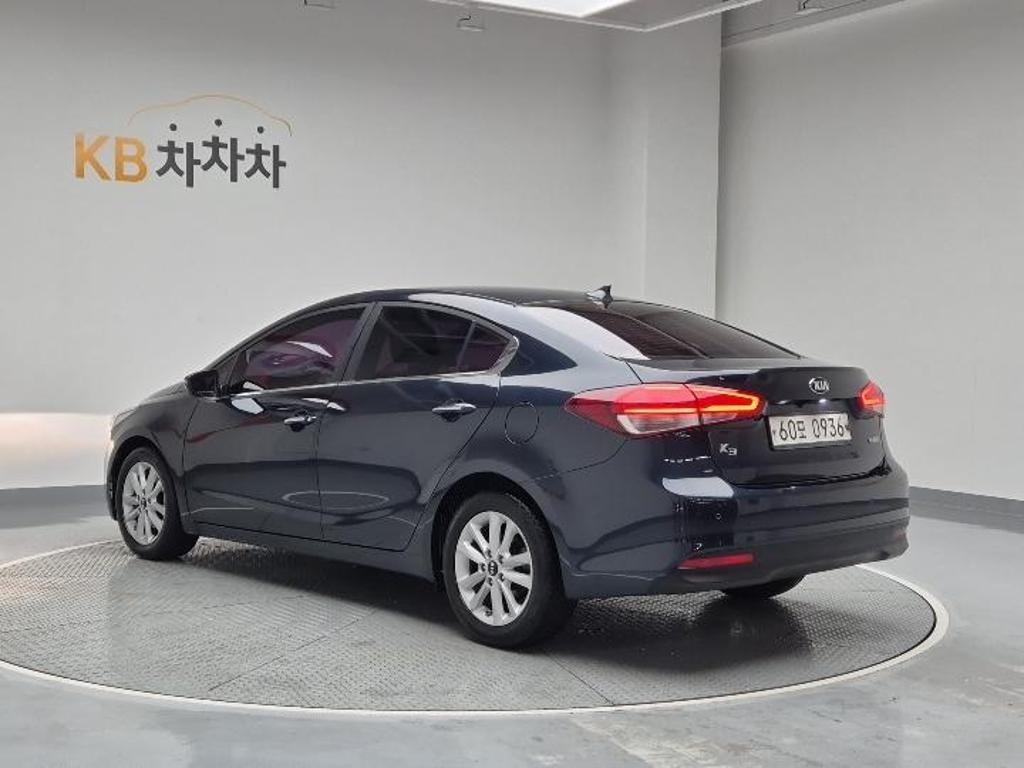 2016 KIA THE NEW K3 