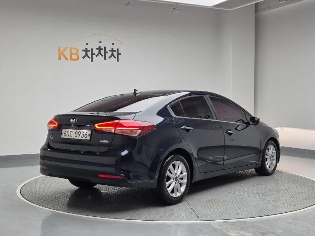 2016 KIA THE NEW K3 