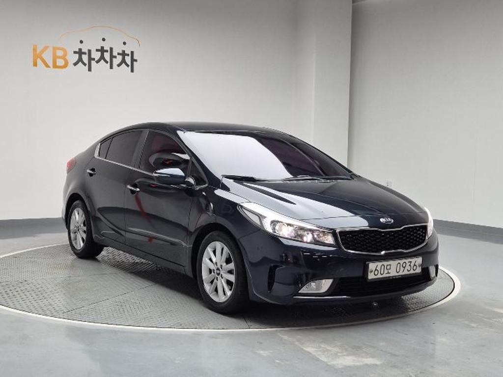 2016 KIA THE NEW K3 
