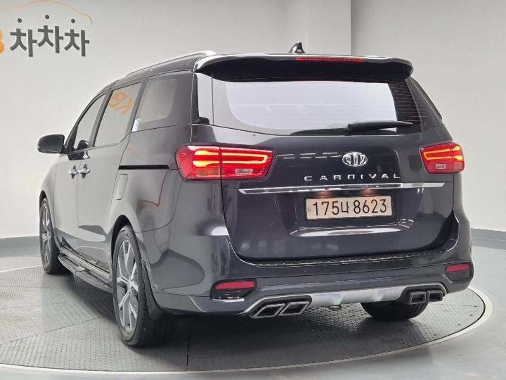 2019 KIA THE NEW CARNIVAL 