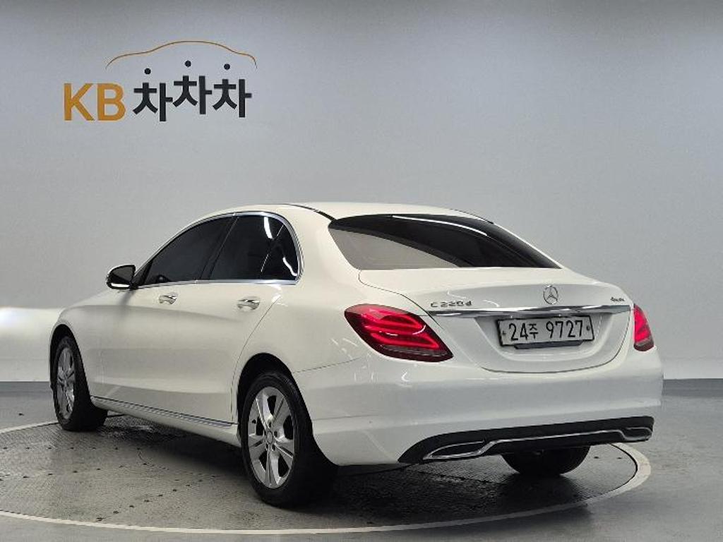 2016 BENZ C CLASS (4Gen) 