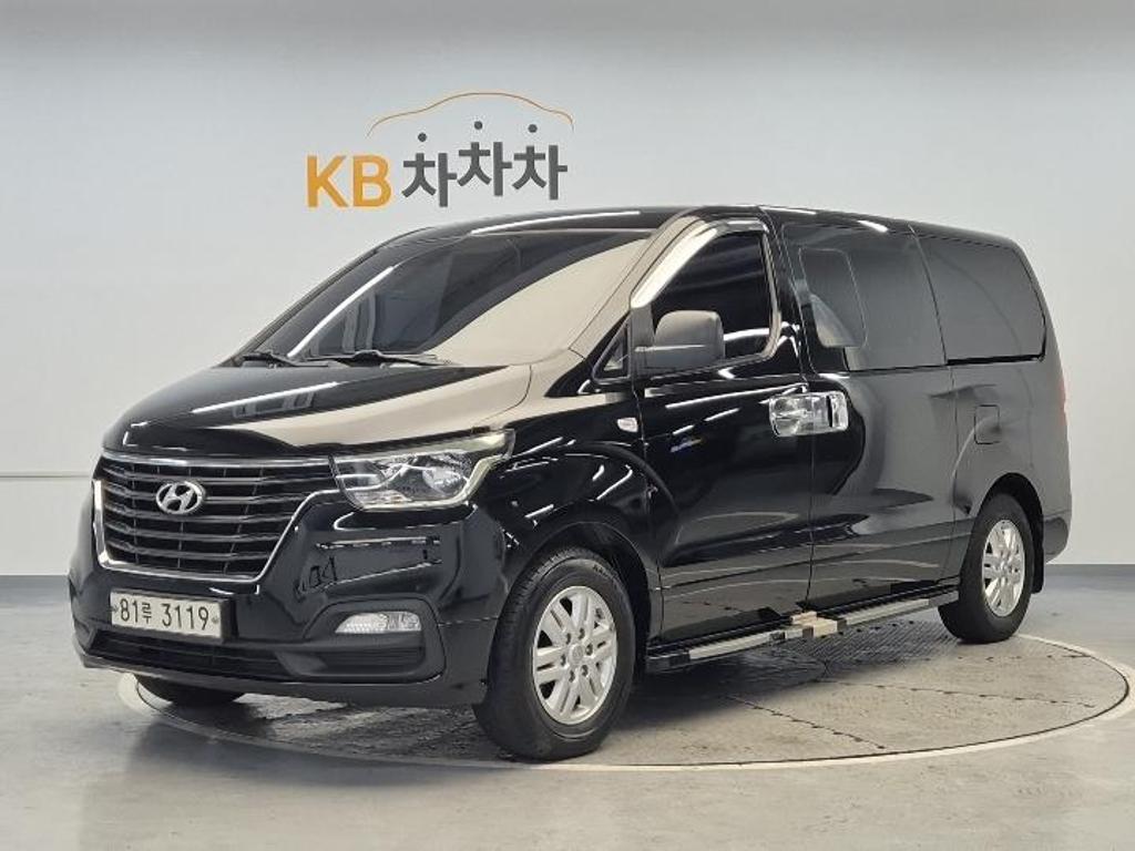 2021 HYUNDAI THE NEW GRAND STAREX 