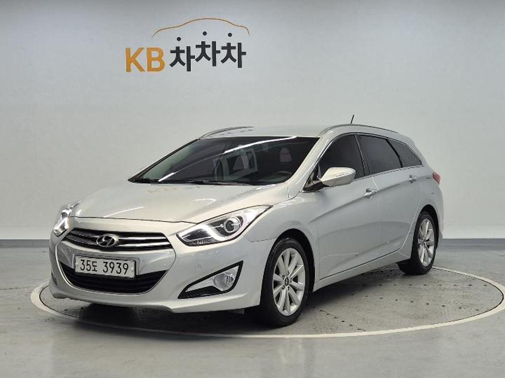 2012 HYUNDAI i40 