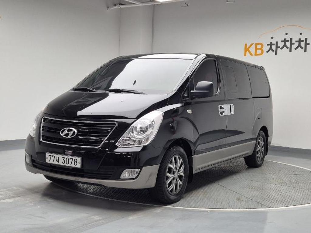 2016 HYUNDAI GRAND STAREX 