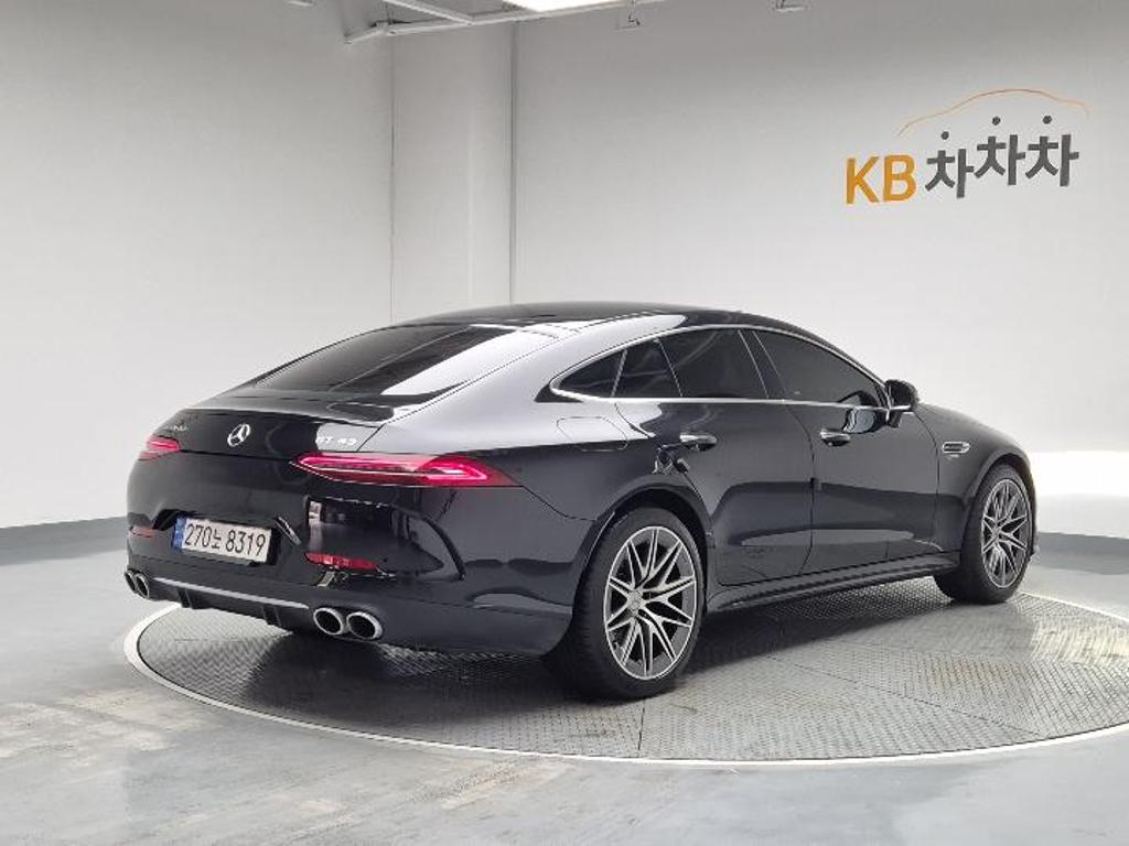 2022 BENZ AMG GT 