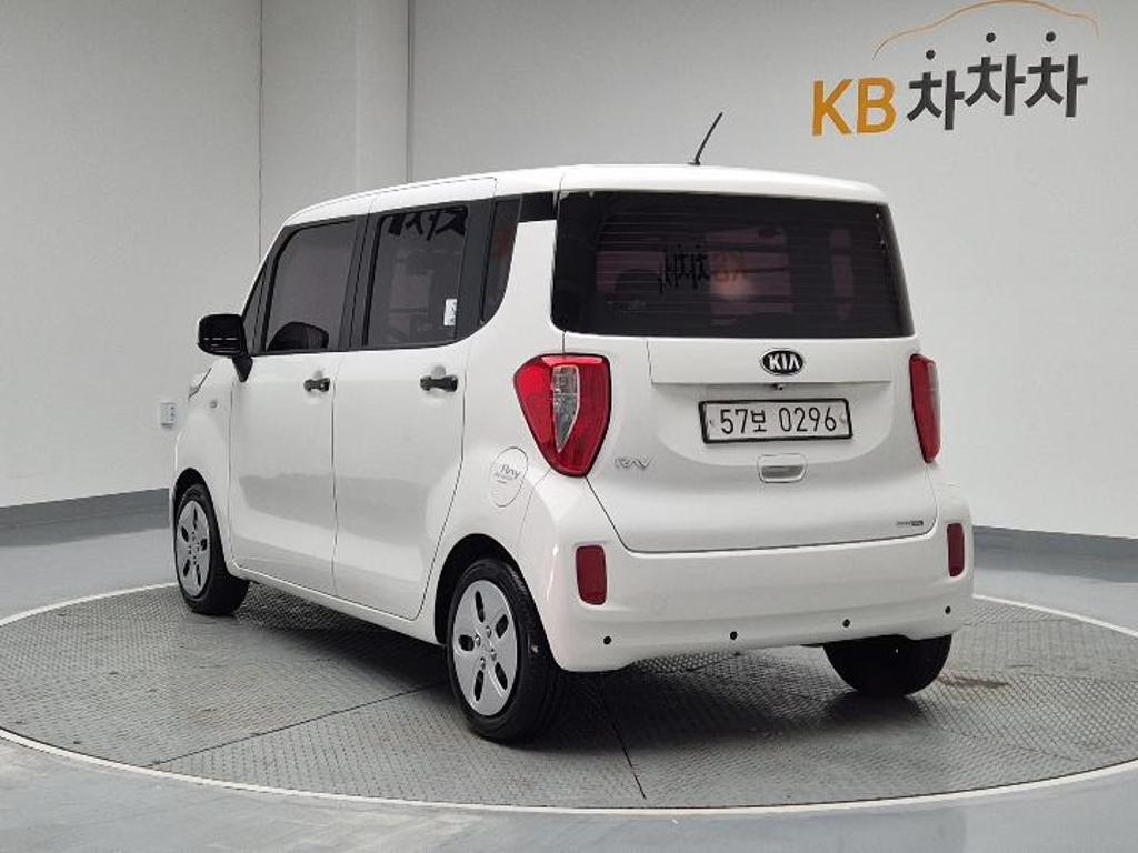 2016 KIA RAY 