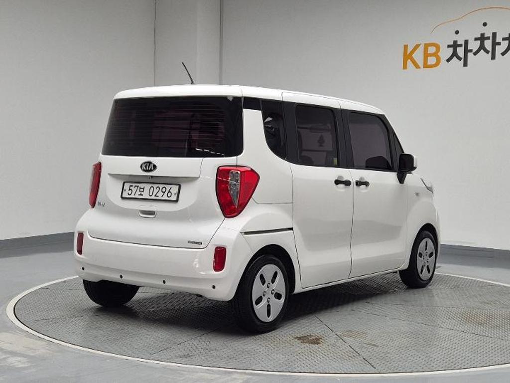 2016 KIA RAY 