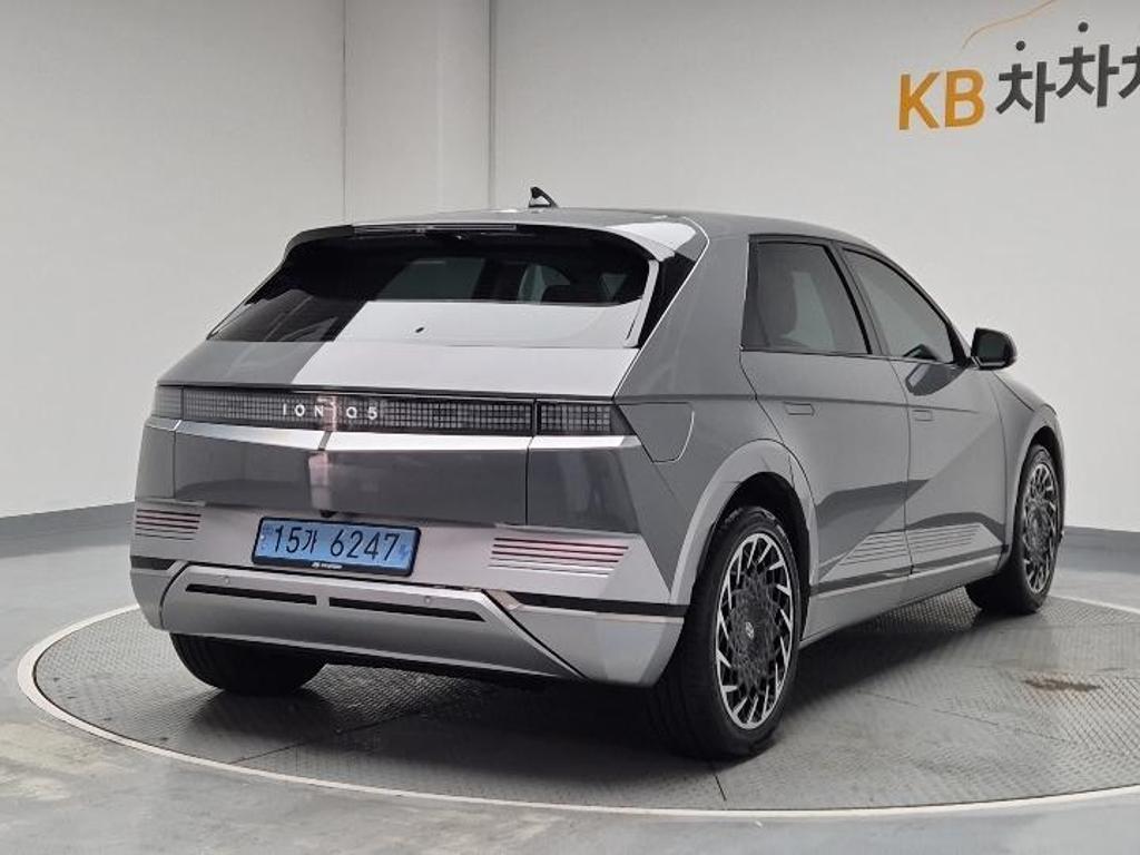 2022 HYUNDAI IONIQ5 