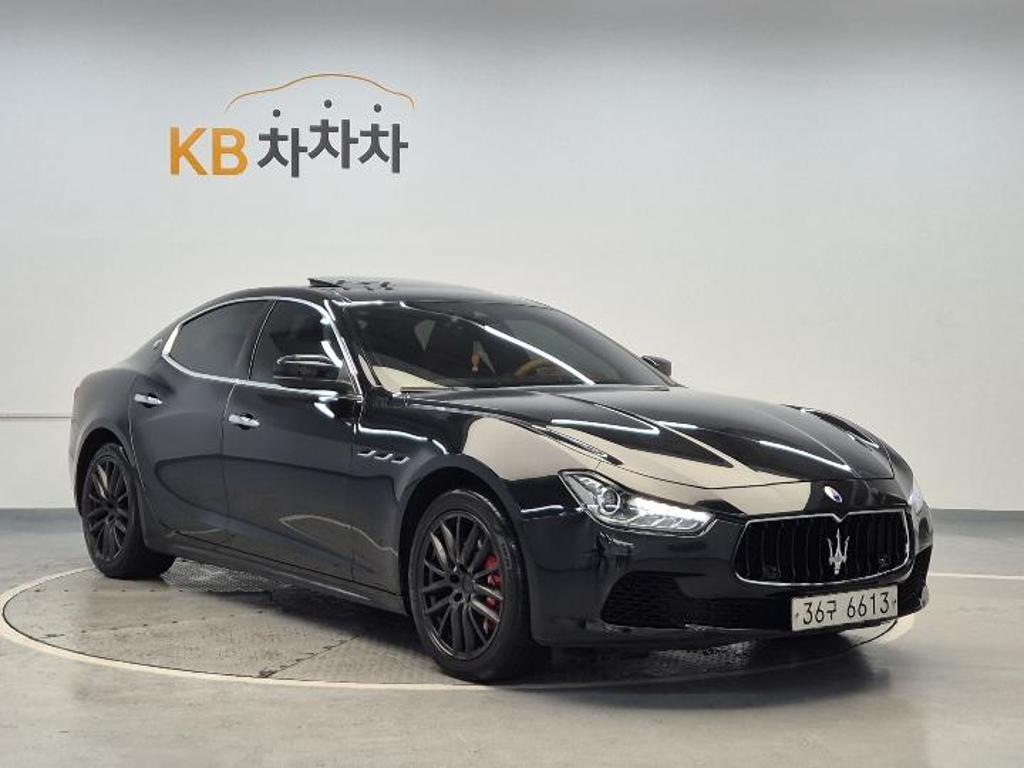 2017 MASERATI GHIBLI 