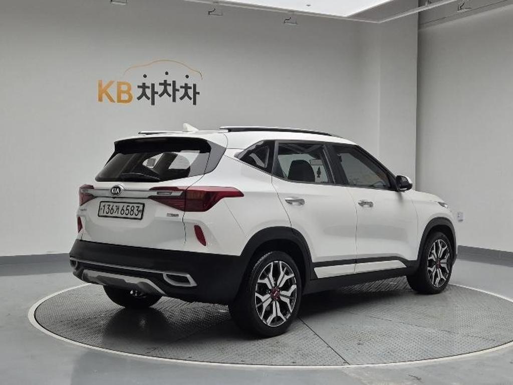 2020 KIA SELTOS 