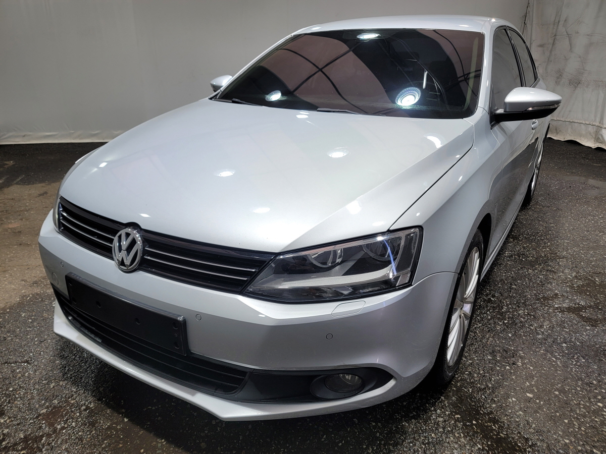 2011 VOLKSWAGEN JETTA (3Gen) 