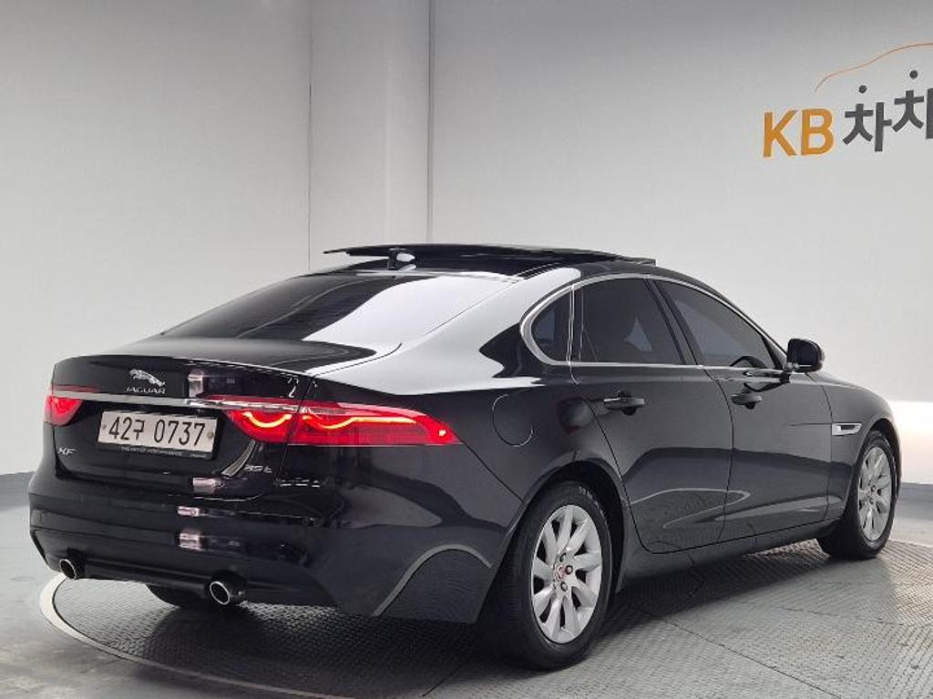 2016 JAGUAR XF (2G) 