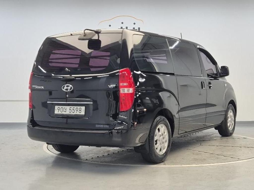 2015 HYUNDAI GRAND STAREX 