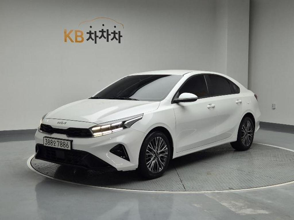 2022 KIA THE NEW K3 