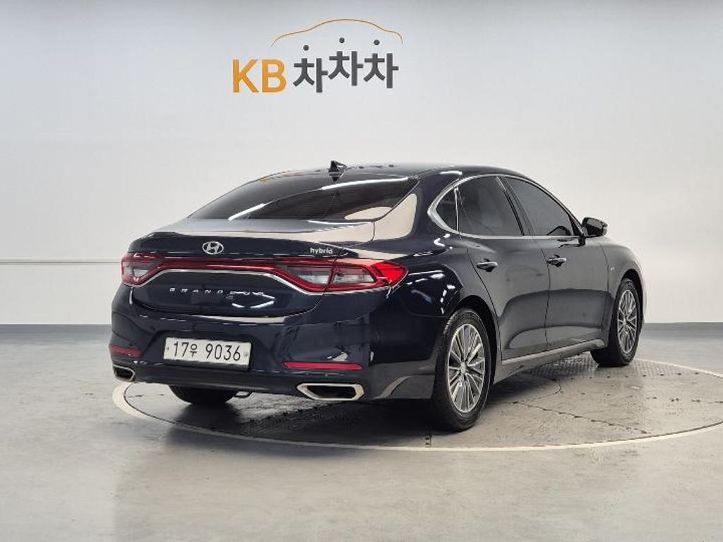 2018 HYUNDAI GRANDEUR IG HYBRID 