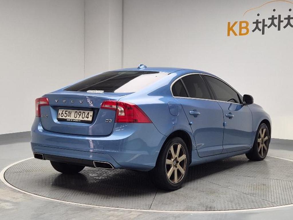 2016 VOLVO S60 (2Gen) 