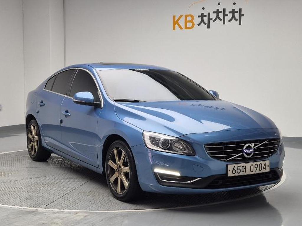 2016 VOLVO S60 (2Gen) 