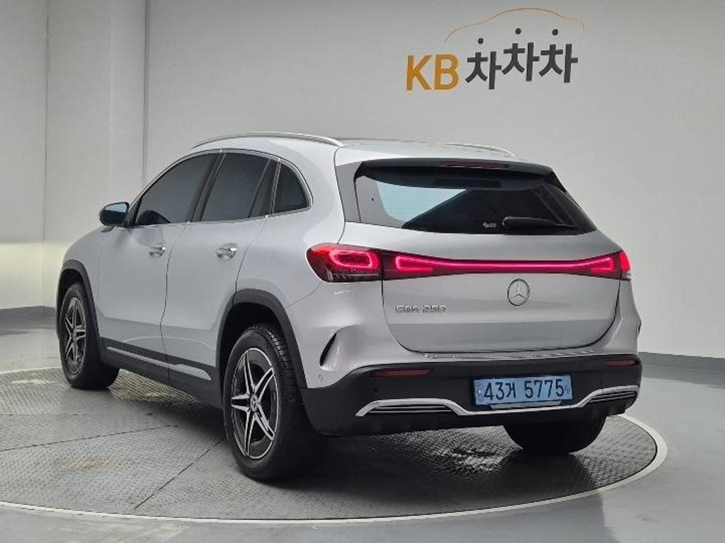 2022 BENZ EQA 