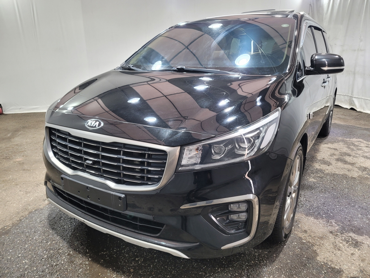 2019 KIA THE NEW CARNIVAL 
