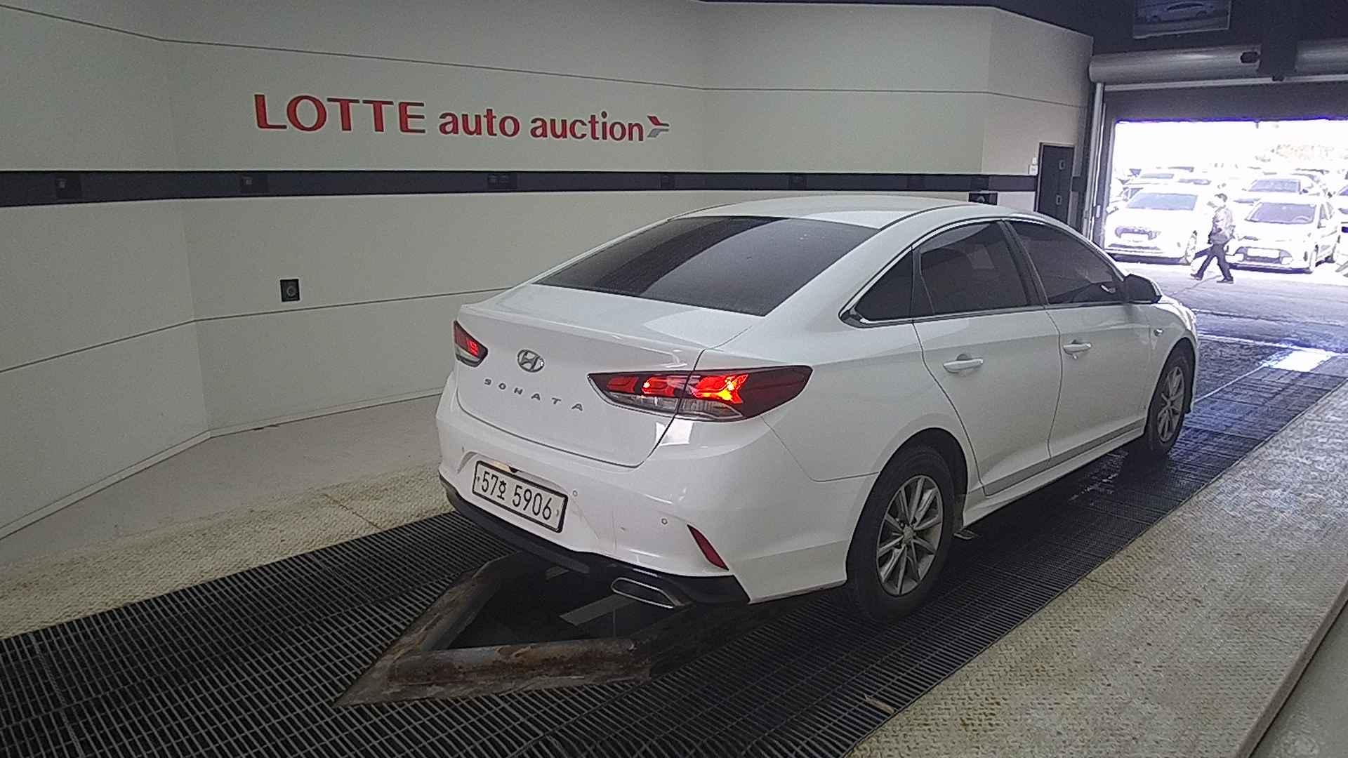 2019 HYUNDAI LF SONATA NEWRISE LPi Style