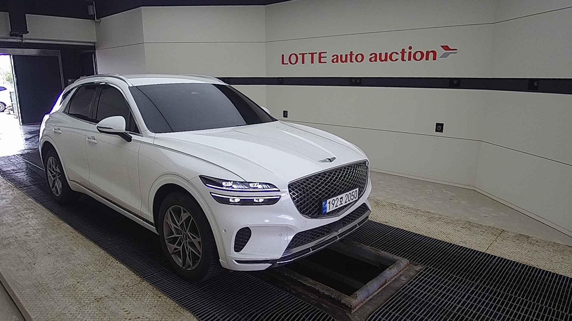 2022 GENESIS GV70 2.5T 2WD Basic