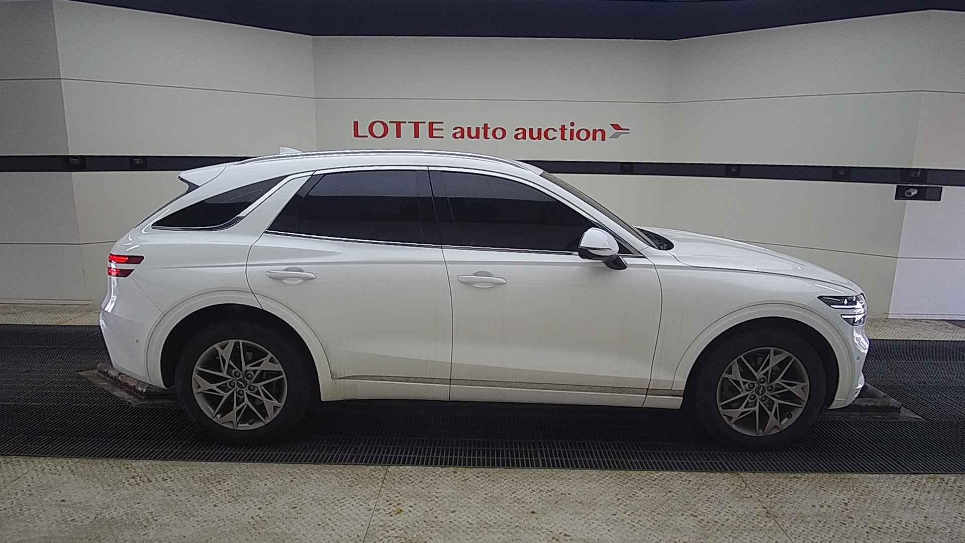 2022 GENESIS GV70 2.5T 2WD Basic