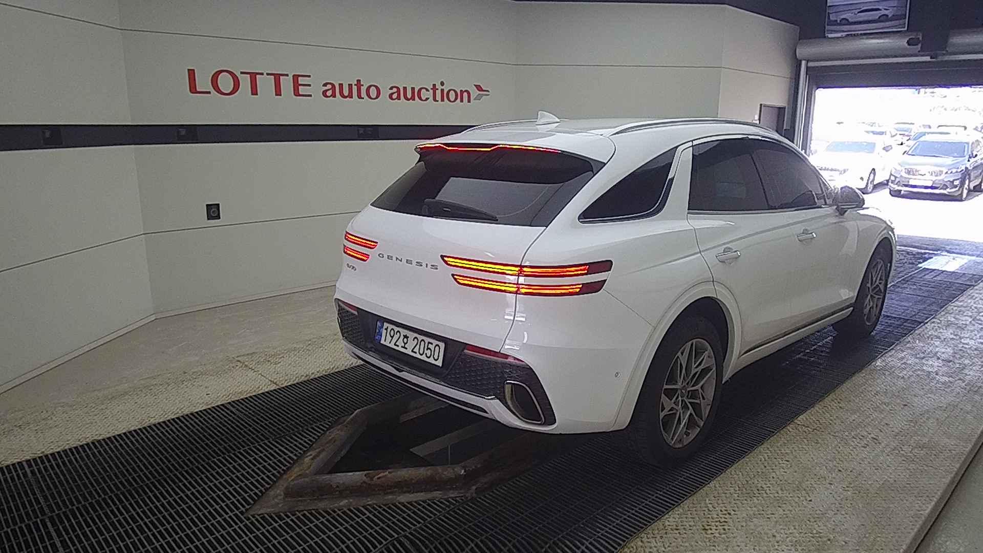2022 GENESIS GV70 2.5T 2WD Basic