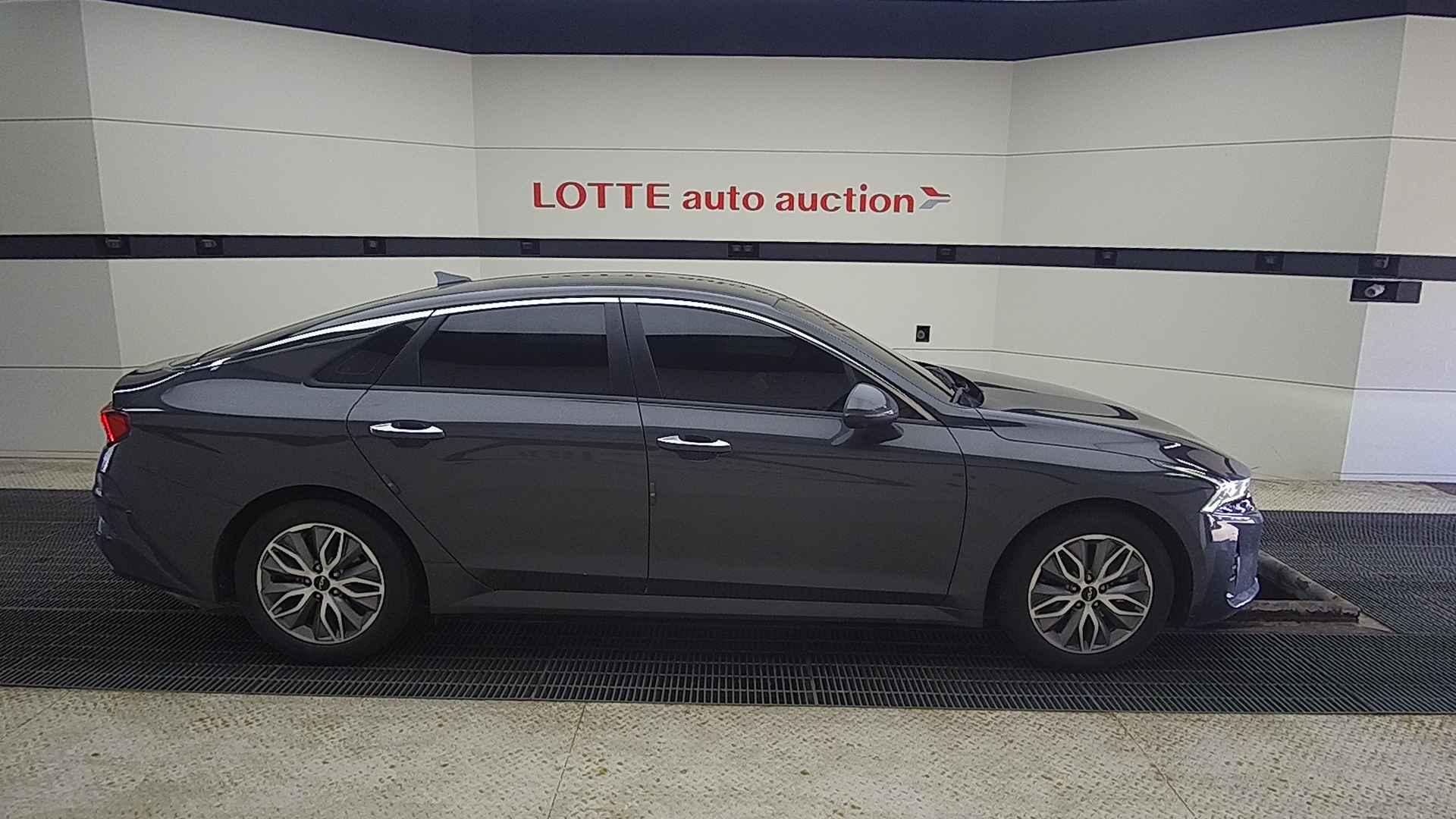 2022 KIA K5 HYBRID (3Gen) 2.0 HEV Noblesse