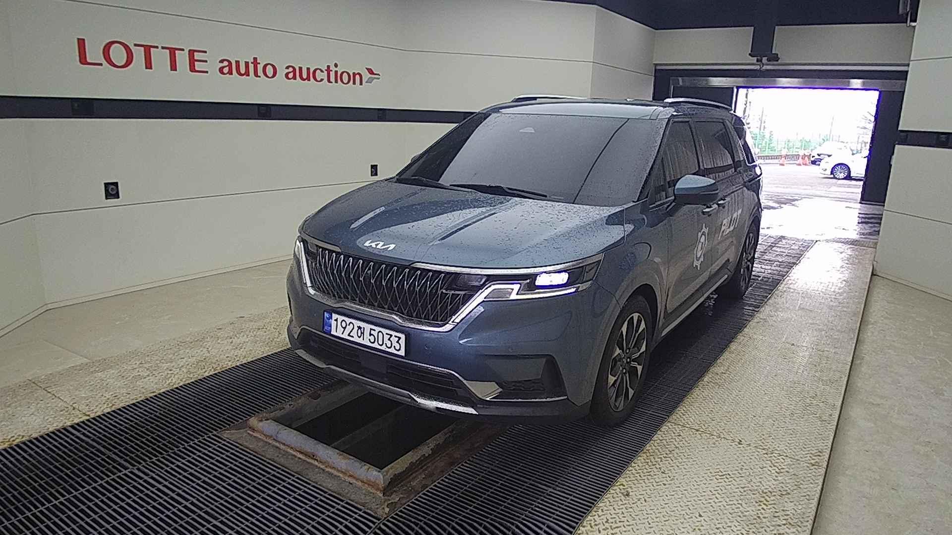 2023 KIA CARNIVAL (KA4) Limousine 7seat Diesel Signature