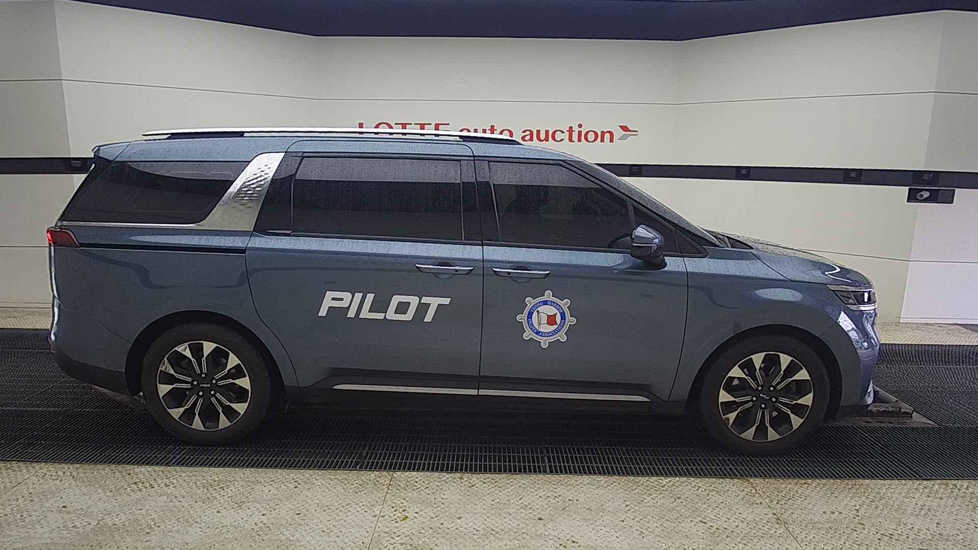2023 KIA CARNIVAL (KA4) Limousine 7seat Diesel Signature