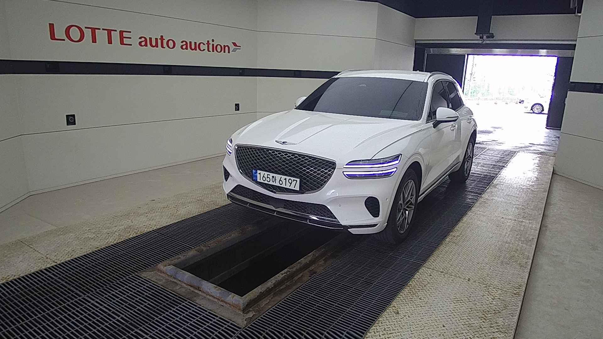 2022 GENESIS GV70 2.5T 2WD Basic