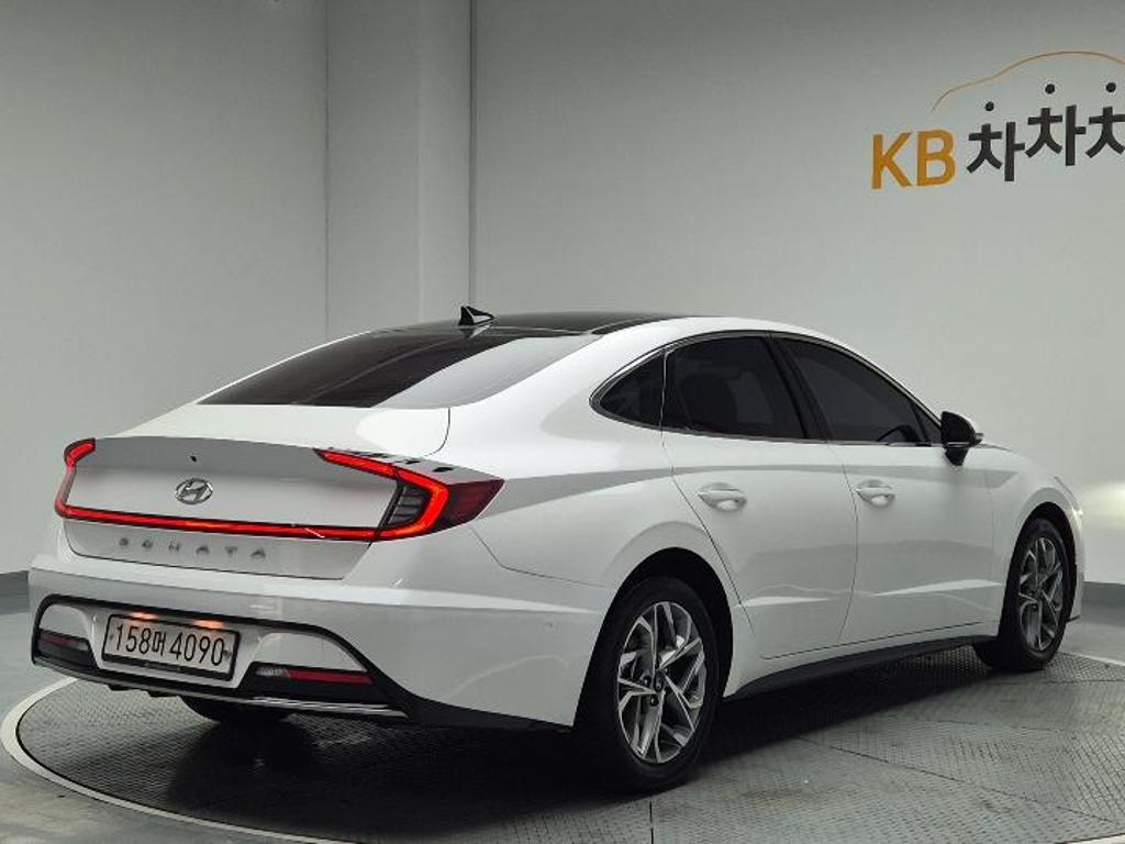 2020 HYUNDAI SONATA (DN8) 