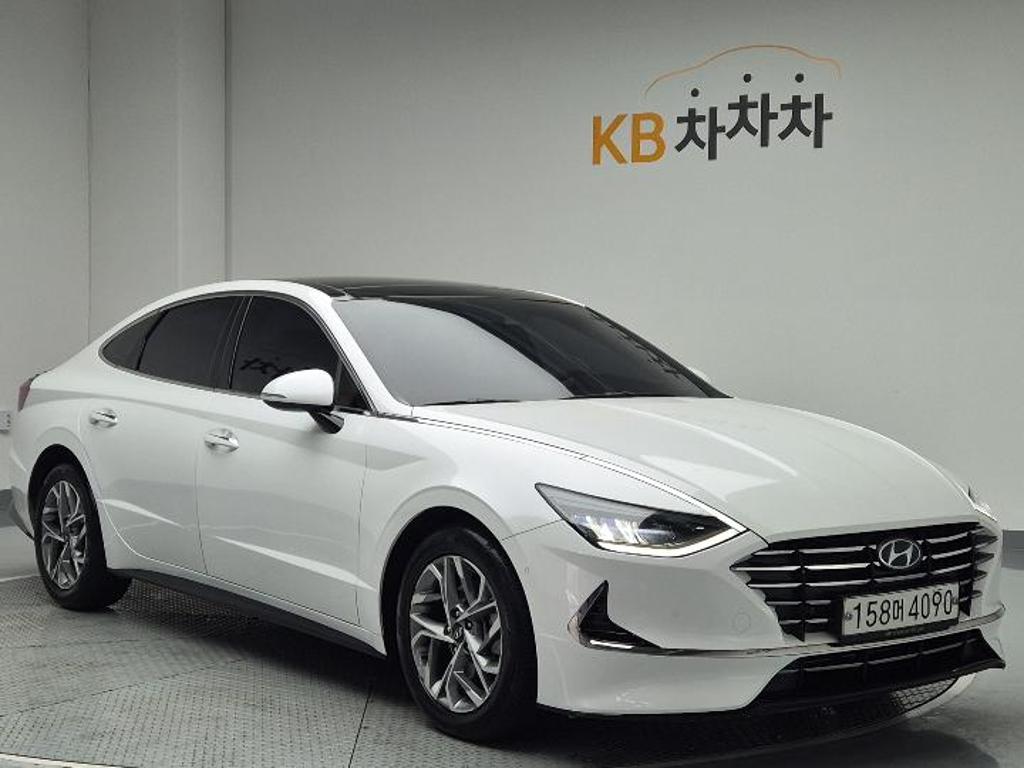 2020 HYUNDAI SONATA (DN8) 
