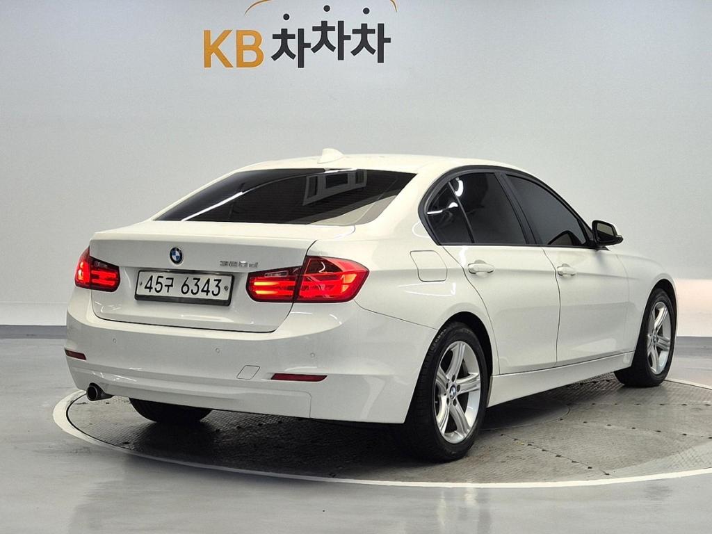 2015 BMW 3 Series (6Gen) 