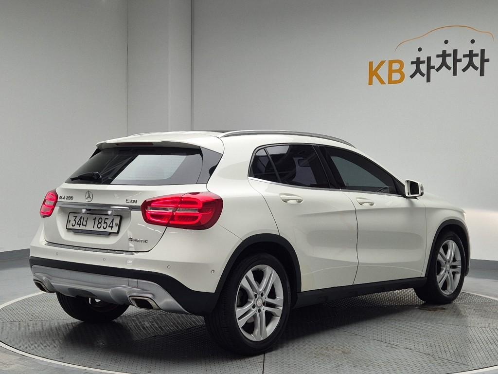 2015 BENZ GLA CLASS 