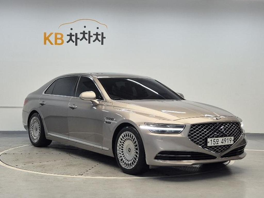2019 GENESIS G90 