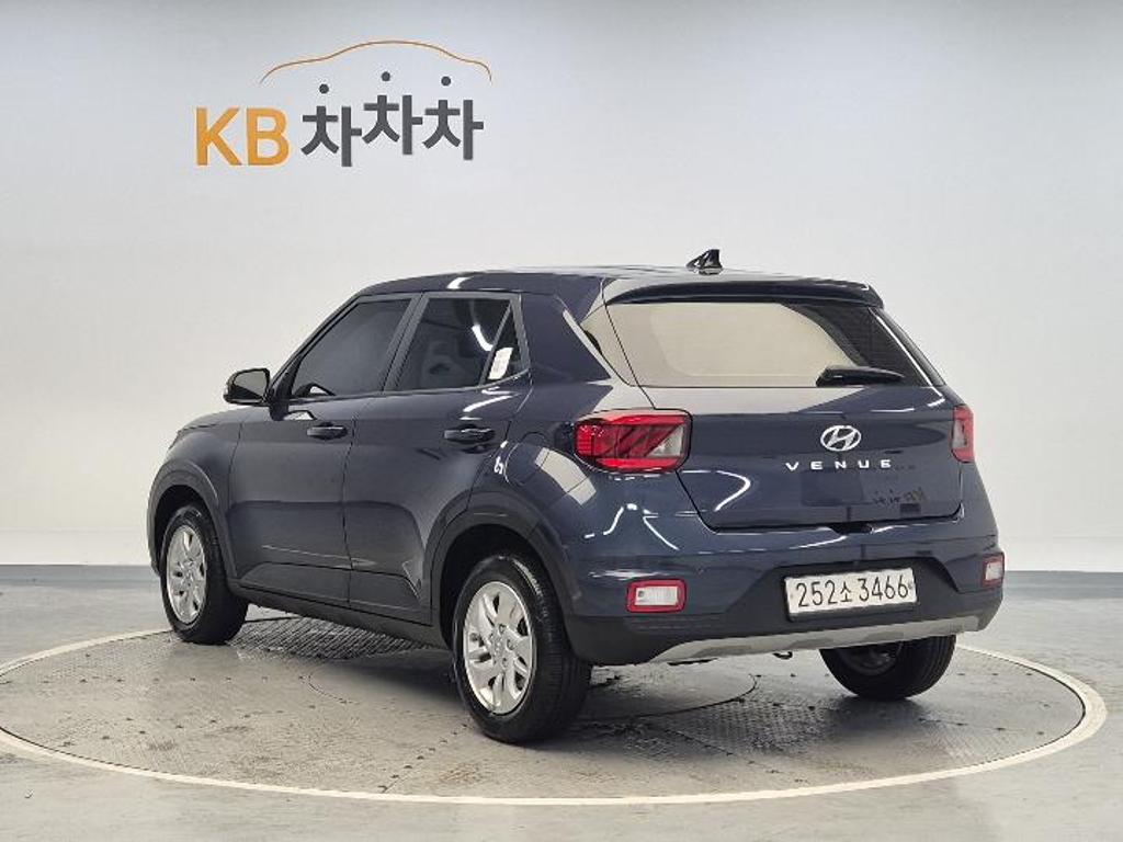 2020 HYUNDAI VENUE 